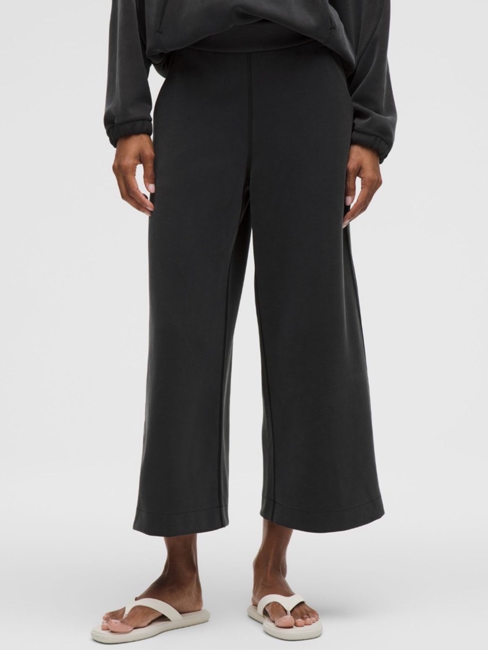 Lululemon soft stream cropped pant